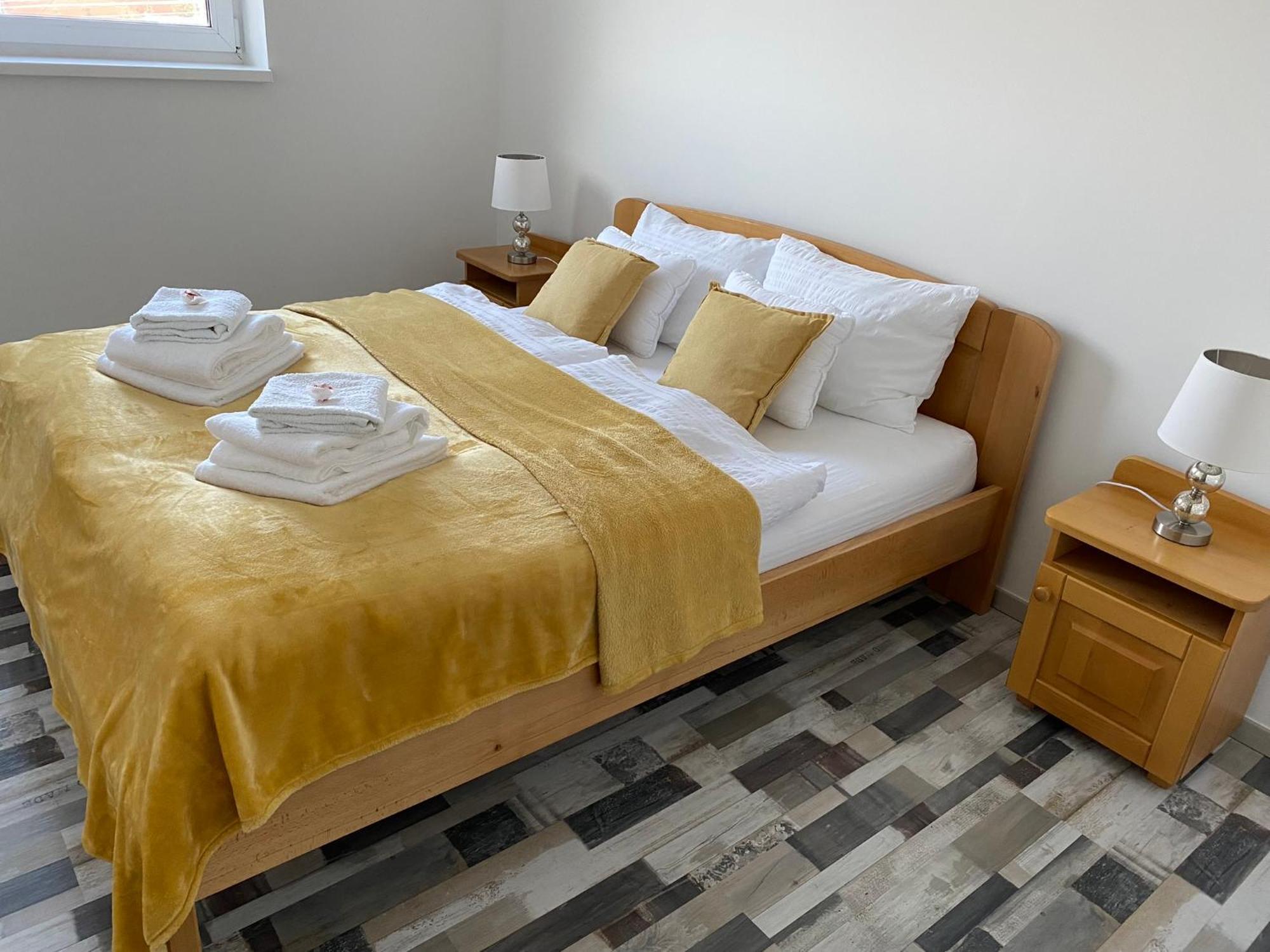 Panorama Penthouse - Gyoenyoeru Latkep A Bakonyra Appartamento *