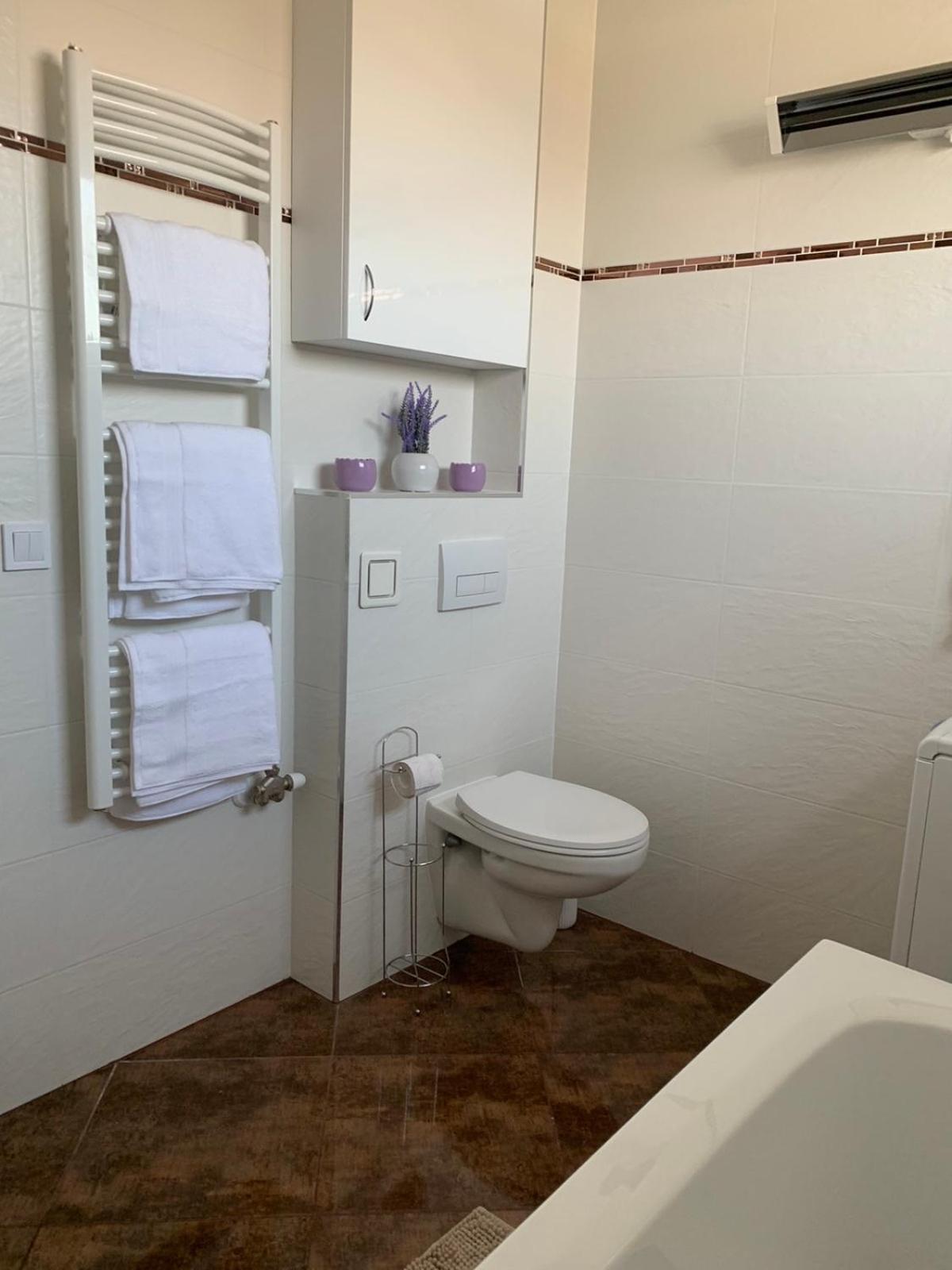 Panorama Penthouse - Gyoenyoeru Latkep A Bakonyra Appartamento *