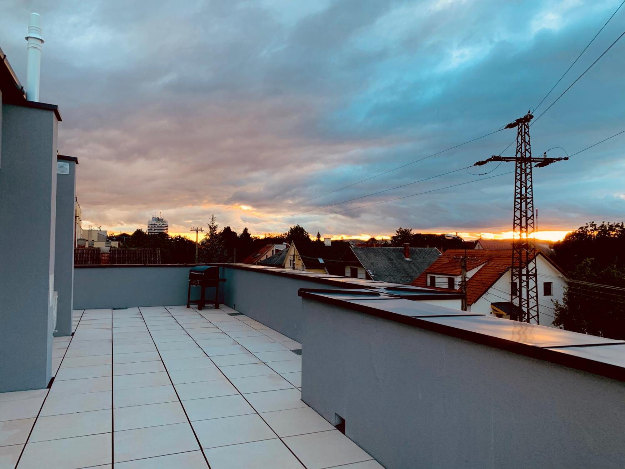 Appartamento Panorama Penthouse - Gyoenyoeru Latkep A Bakonyra *