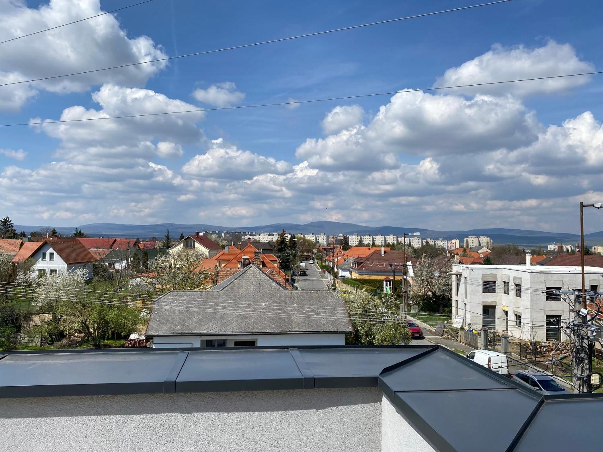Apartment Panorama Penthouse - Gyoenyoeru Latkep A Bakonyra