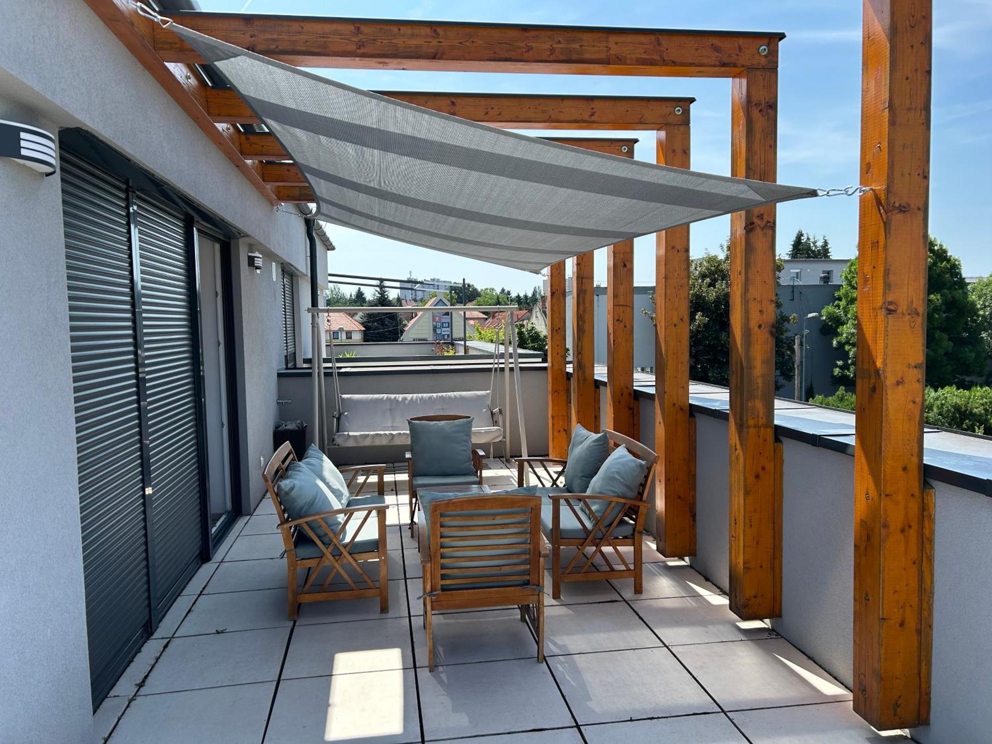 Appartamento Panorama Penthouse - Gyoenyoeru Latkep A Bakonyra